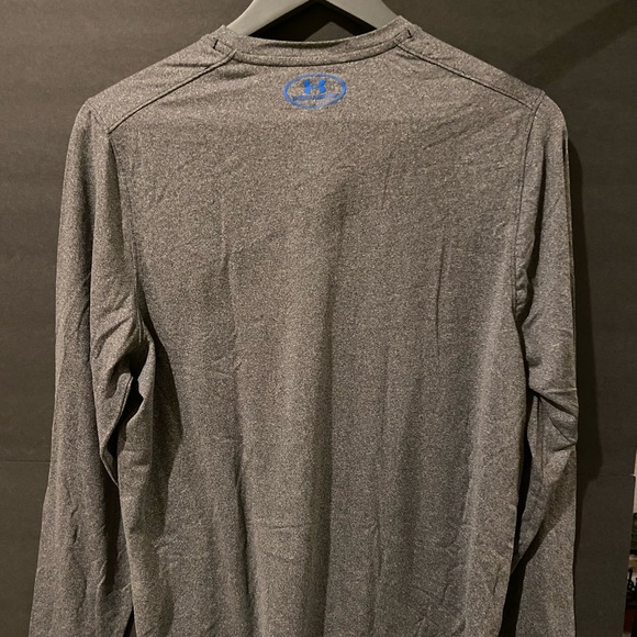 Under Armour long sleeve - Picture 3 of 3